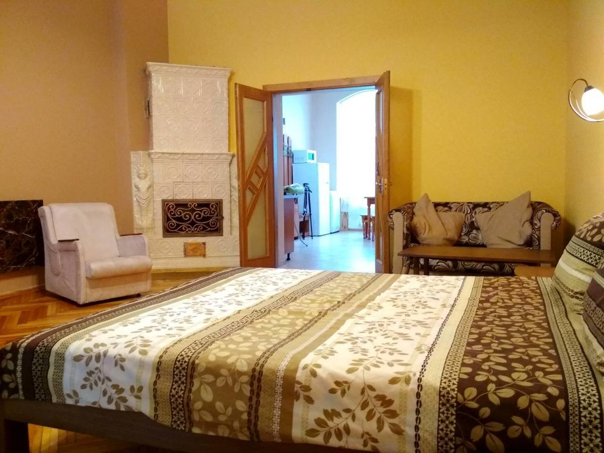 Apartment On Virmens'Ka Street Lviv Eksteriør billede